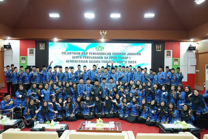 119 PPPK TAHAP I DILINGKUNGAN KEMENAG OKI DI LANTIK