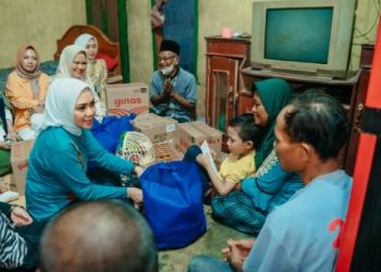 Wulan Mirza Kunjungi Bocah Penderita Gizi Buruk di Natar: “Kita Dampingi Sampai Sembuh”