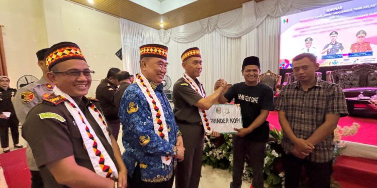Kunjungan Kerja( Kunker )Kepala Kejaksaan Tinggi Lampung Di Terima Langsung Oleh Bupati Tanggamus Dan Kejaksaan Negeri Tenggamus