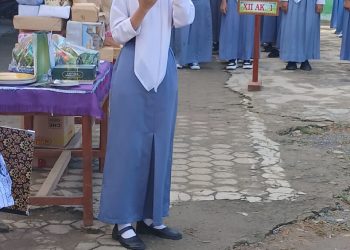 PERINGATAN HARI GURU NASIONAL 2025  DILAKSANAKAN SMK YP 17 BARADATU DENGAN TEMA”GURU HEBAT, INDONESIA KUAT